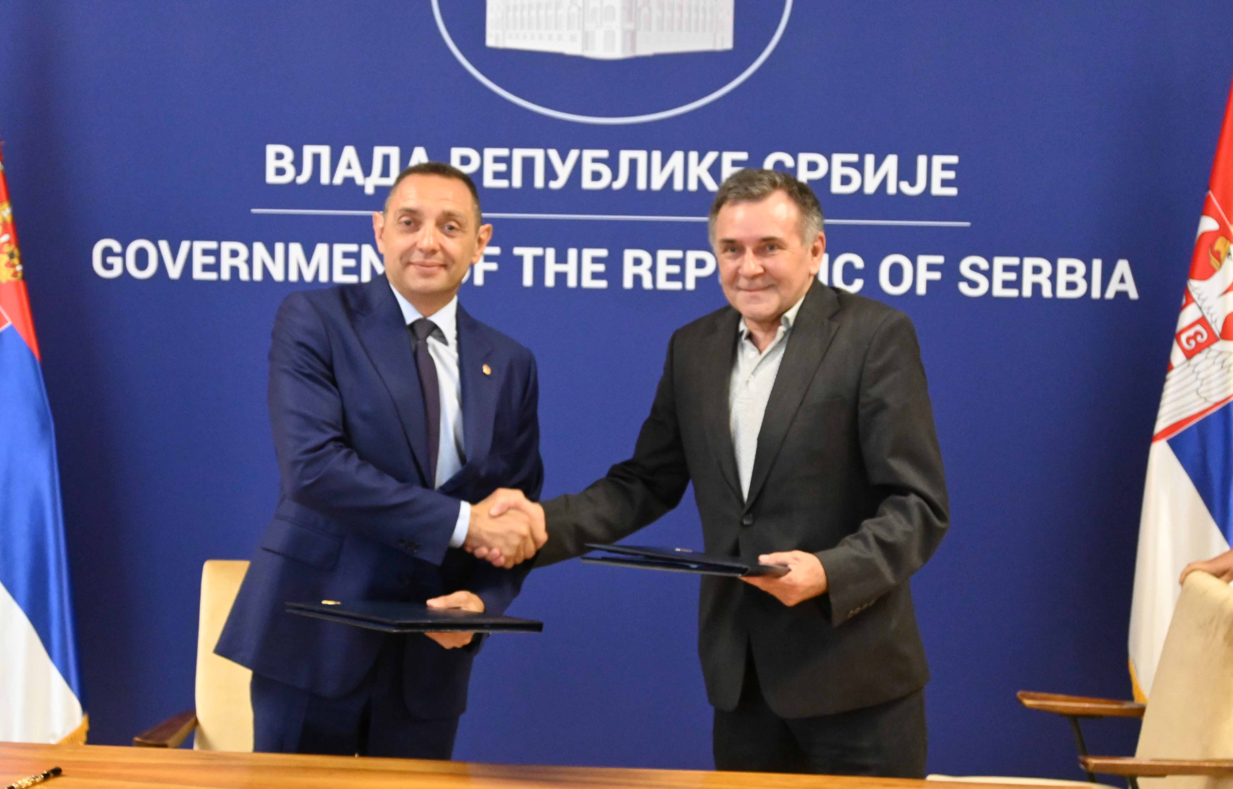 Министар Александар Вулин потписао је споразуме о сарадњи са представницима спортских савеза